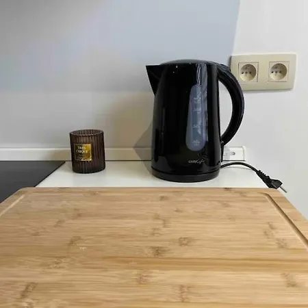 Proche De L'aeroport/gare/centre シャルルロワ